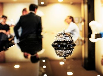 Comunicación y atención al cliente en hostelería y turismo