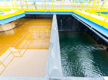 Toma de muestras para el análisis del agua residual