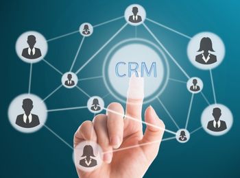 Arquitectura y características de un sistema CRM