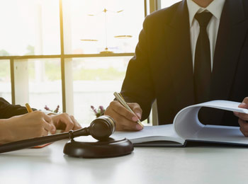 Gestión de la documentación de constitución y de contratación de la empresa