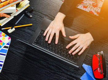 Organización habitual del trabajo de secretariado en una lengua extranjera distinta del inglés (alemán)