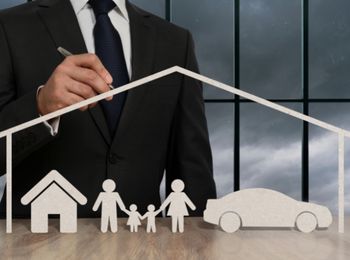 Asesoramiento de productos y servicios de seguros y reaseguros