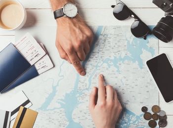 Interacciones orales y escritas en la organización de las reuniones, viajes y participación en eventos en inglés