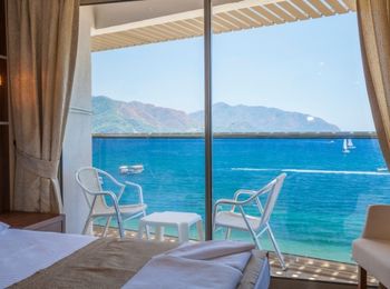 Promoción y comercialización de productos y servicios turísticos locales