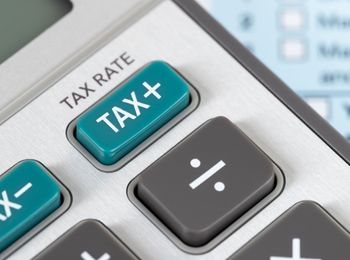 Búsqueda y obtención de información en bases de datos de la Administración tributaria y otros organismos