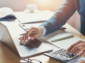 Emisión de certificados y otros documentos