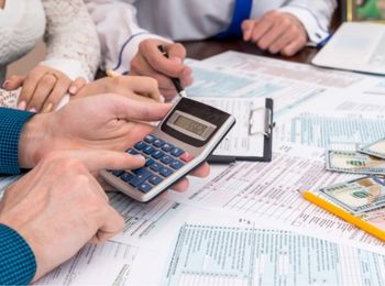 Tributación de los rendimientos derivados del ejercicio de actividades económicas: IRPF e IVA