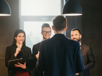 Liderazgo y dirección de organizaciones