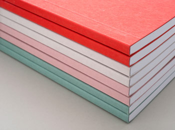 Contratación de trabajos de impresión, encuadernación y acabado de productos editoriales