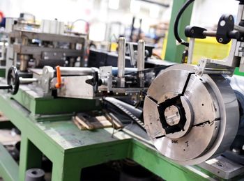 Gestión y control de aprovisionamiento en fabricación mecánica