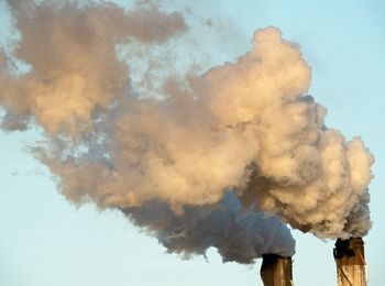 Manejo de equipos para la depuración y el control de gases de contaminantes atmosféricos