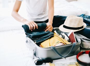 Aplicación de normas de protocolo básico en alojamientos