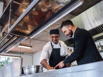 Curso Gestión en restauración y diseño en proceso de servicio